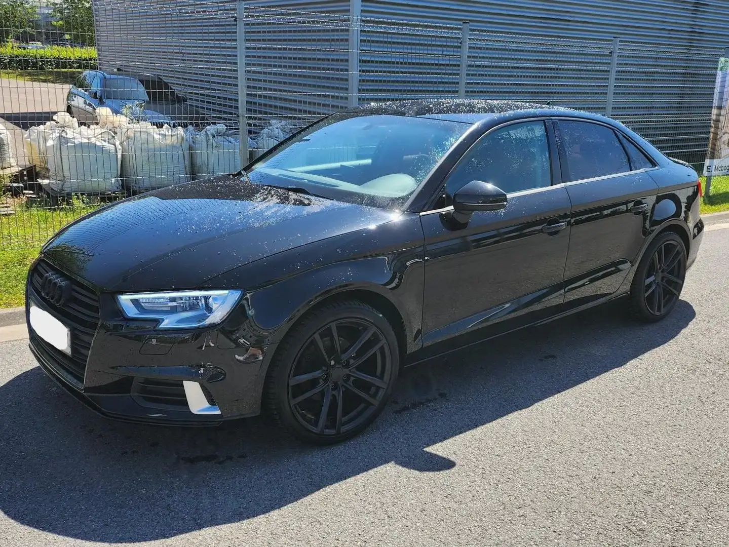 Audi A3 A3 Berline 1.0 TFSI Zwart - 2