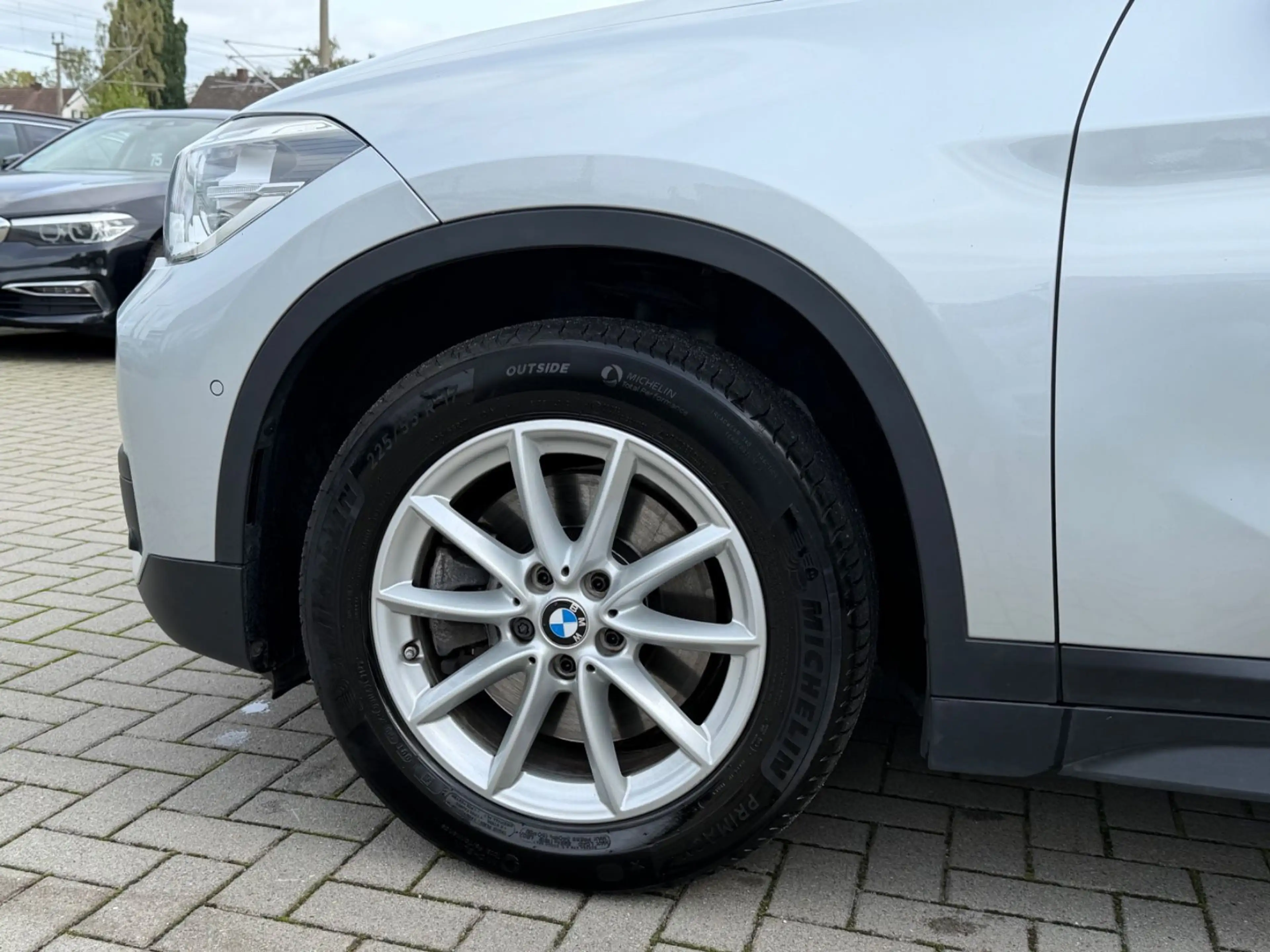BMW X1 xDrive 20i Advantage LED*NAVI*MEMORY*STOP&GO — photo 12