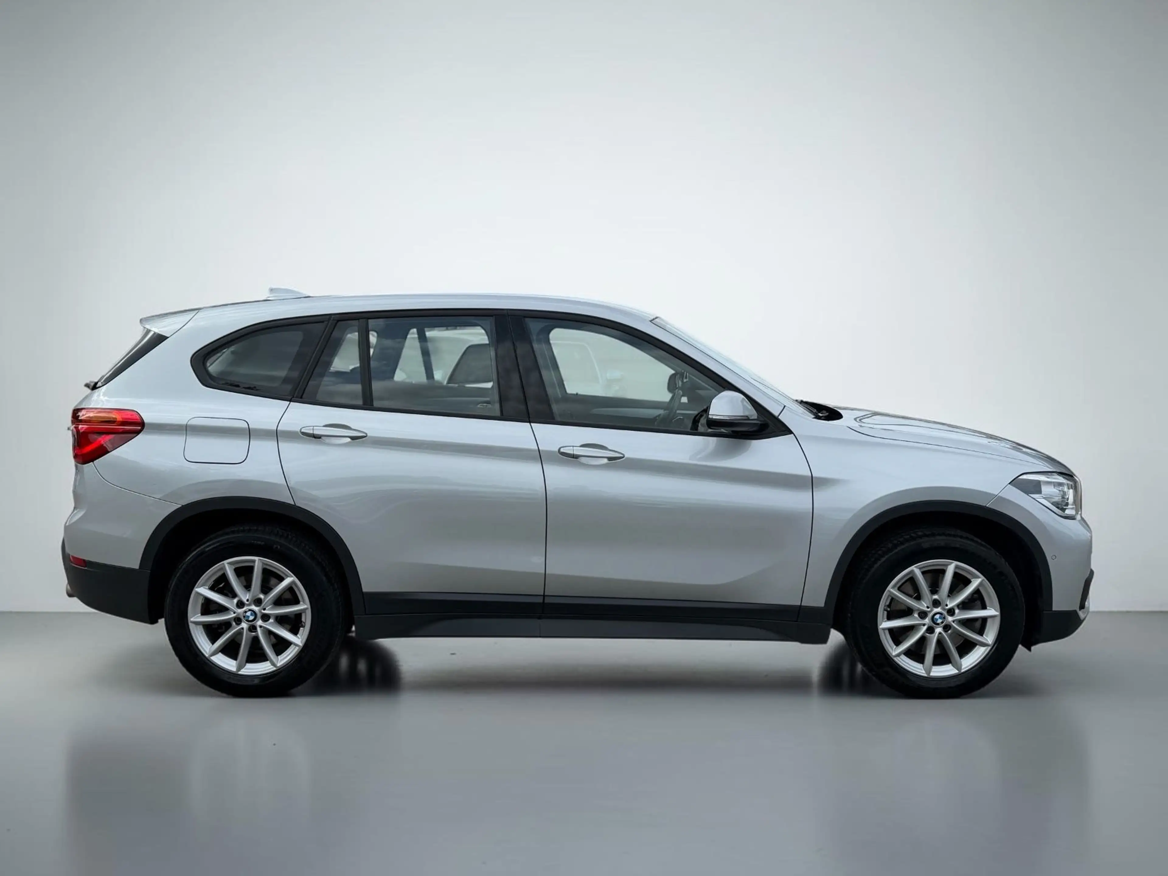 BMW X1 xDrive 20i Advantage LED*NAVI*MEMORY*STOP&GO — photo 5