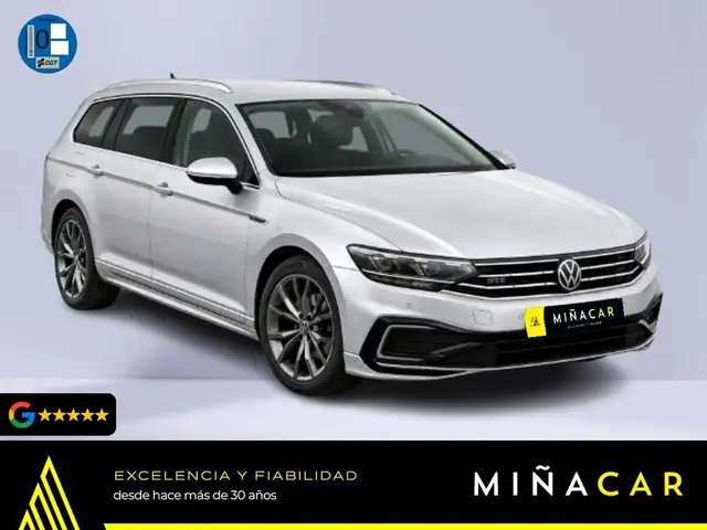 2021 Volkswagen Passat in Grey for sale