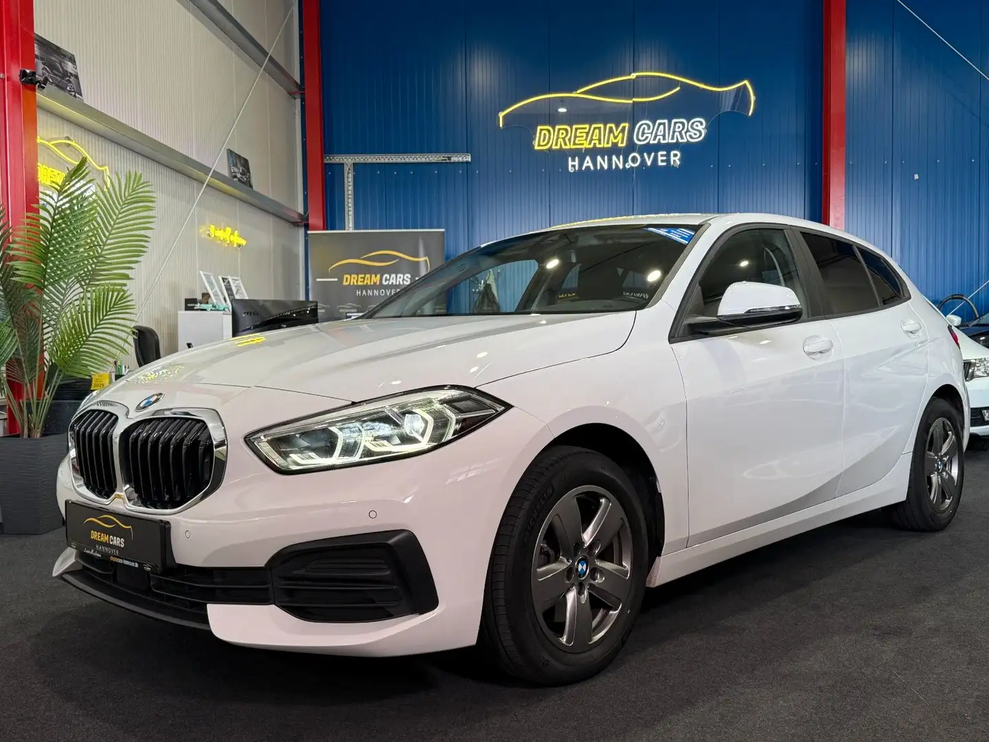 BMW 118 i Advantage Lim.*CARPLAY*SHZG*LED*PDC*LIVE Bianco - 1