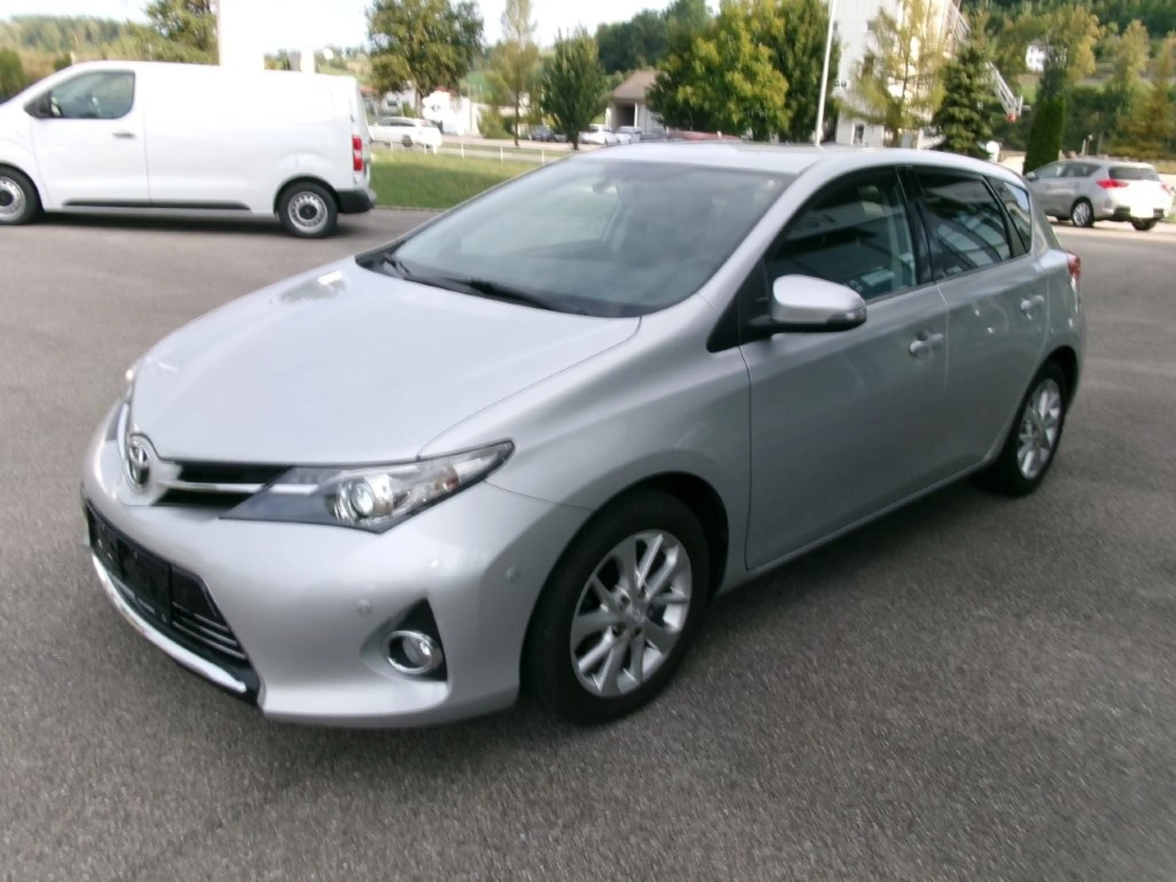 Toyota Auris Auris 1,33 dVVT-i Lounge !!! TOPGEBRAUCHTER !!! — photo 4
