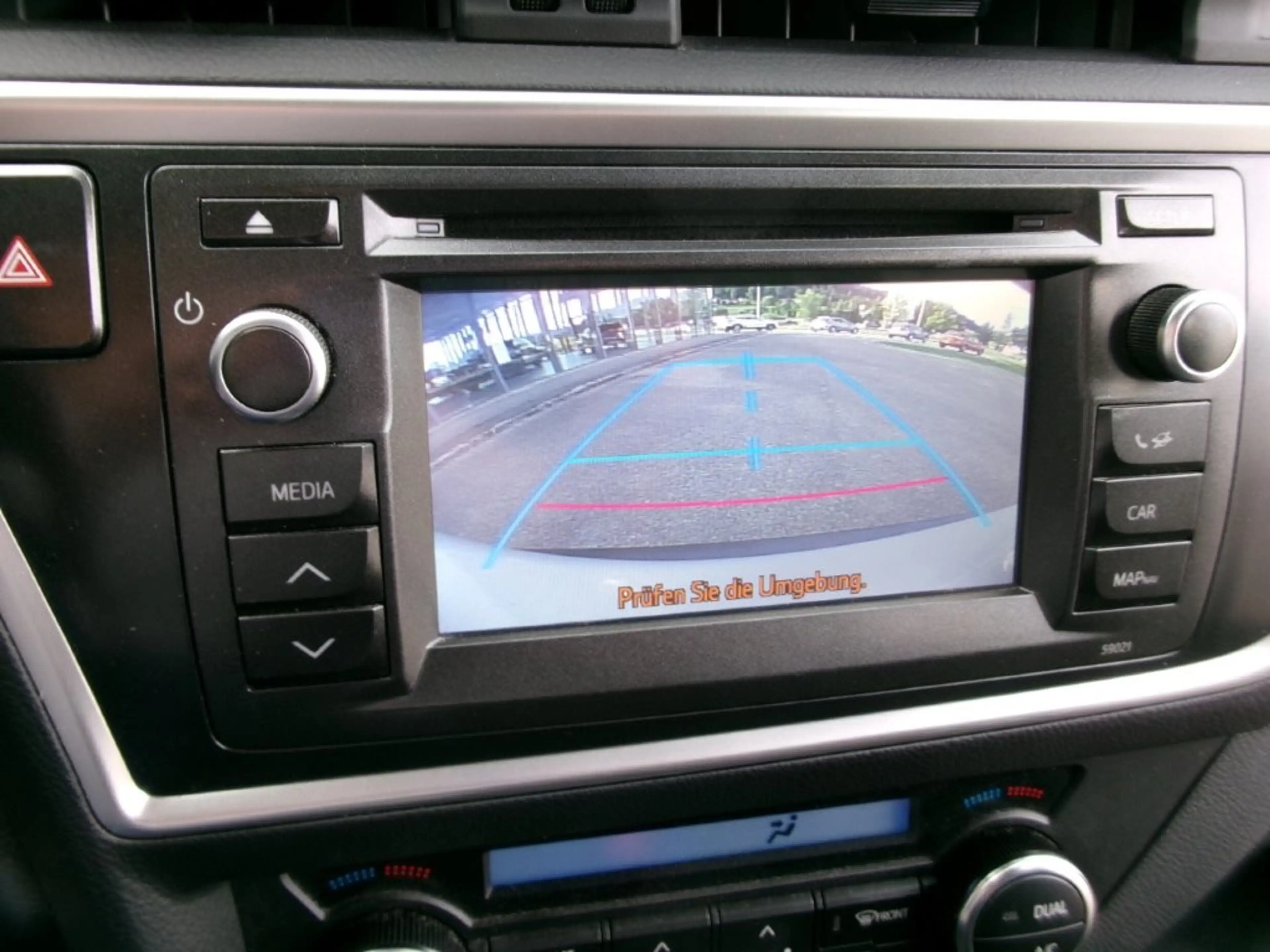 Toyota Auris Auris 1,33 dVVT-i Lounge !!! TOPGEBRAUCHTER !!! — photo 15