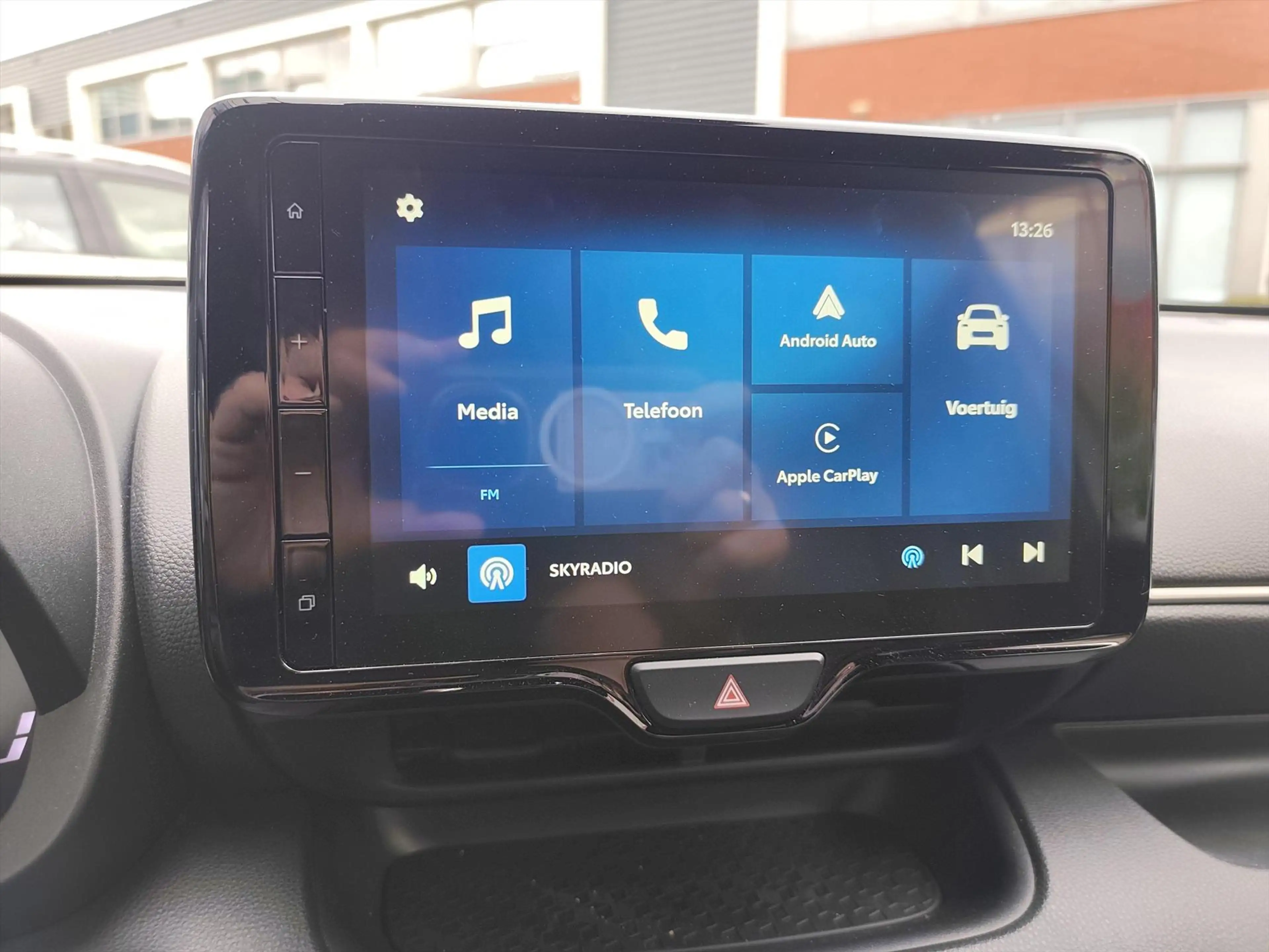 Mazda 2 Hybrid 1.5 Hybrid 116pk CVT Homura | Navi via Appl — photo 12