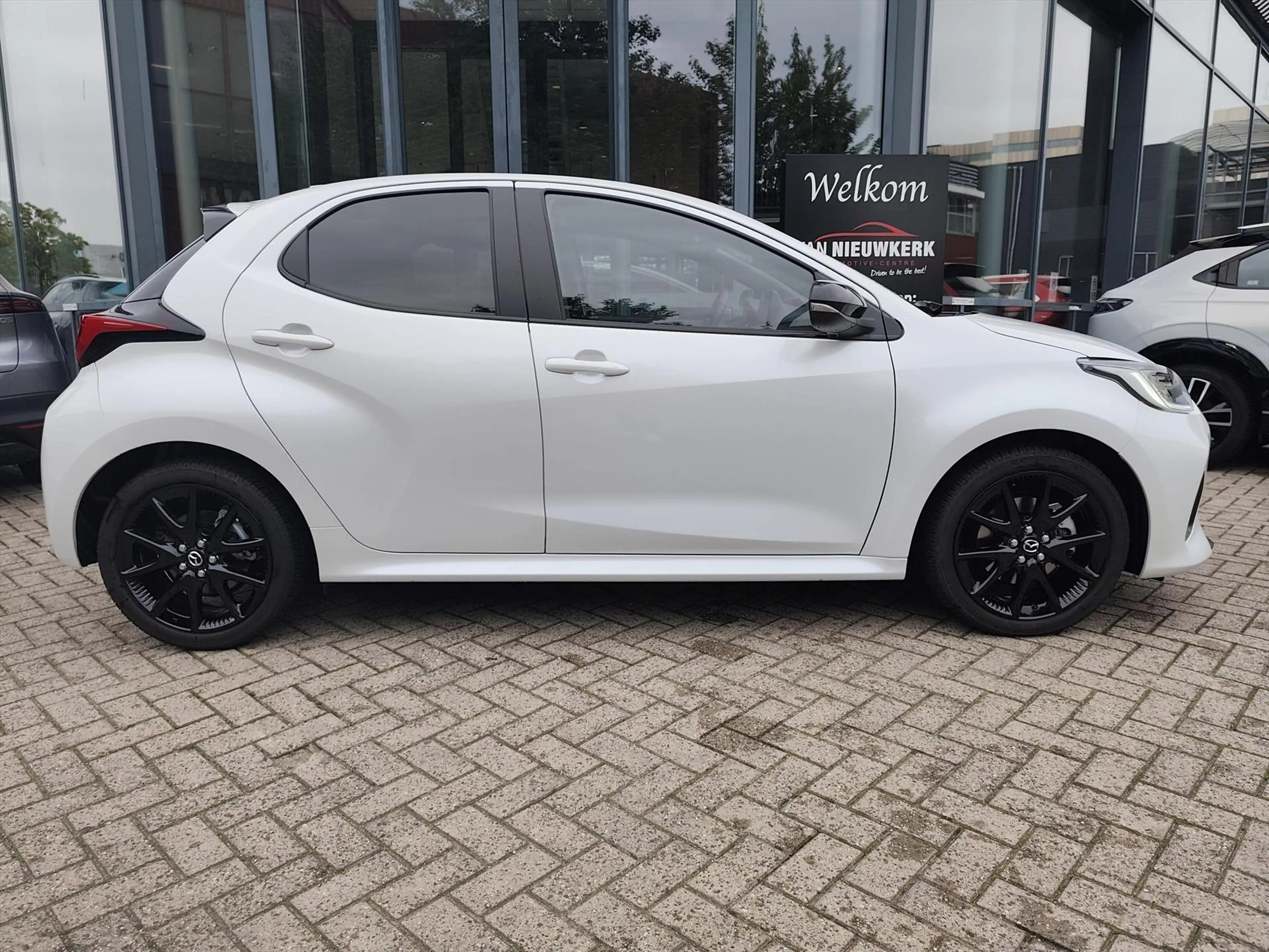 Mazda 2 Hybrid 1.5 Hybrid 116pk CVT Homura | Navi via Appl — photo 3