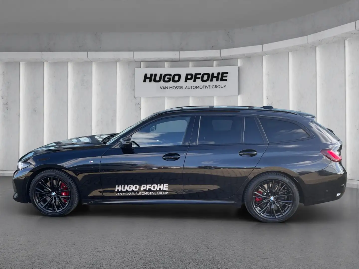 BMW 320 i Touring M Sport LED Innovation Comfort Schwarz - 2