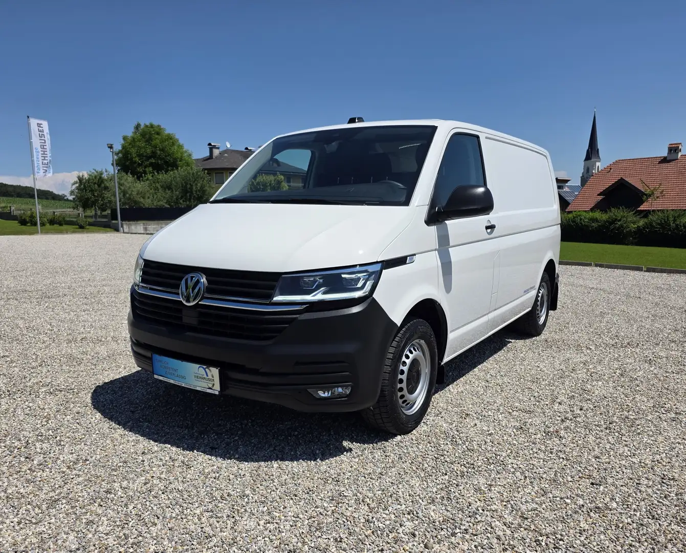 Volkswagen T6.1 Transporter 4MOTION mit Top Ausstattung Weiß - 1