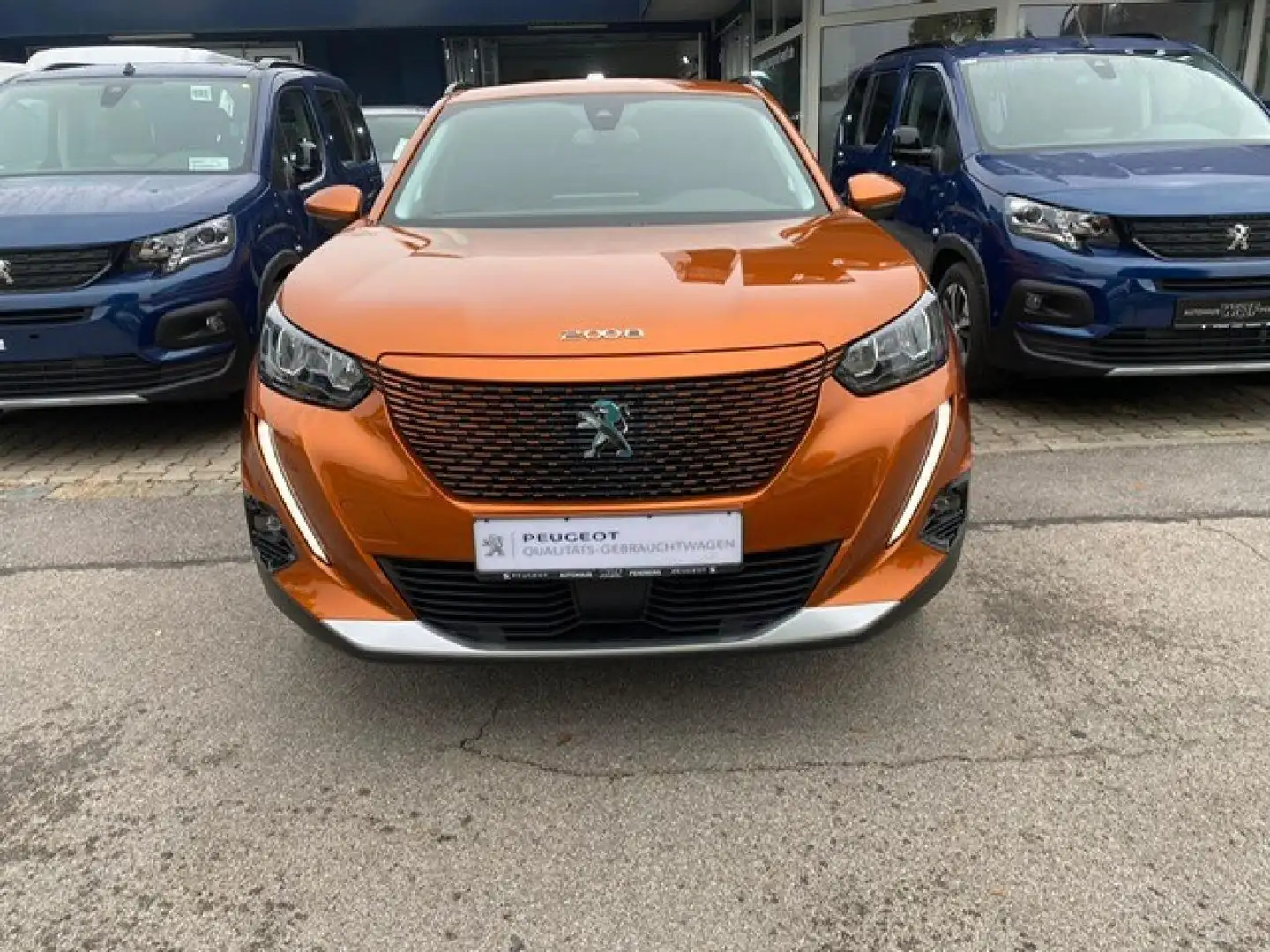 Peugeot 2008 e- Allure Pack Orange - 2