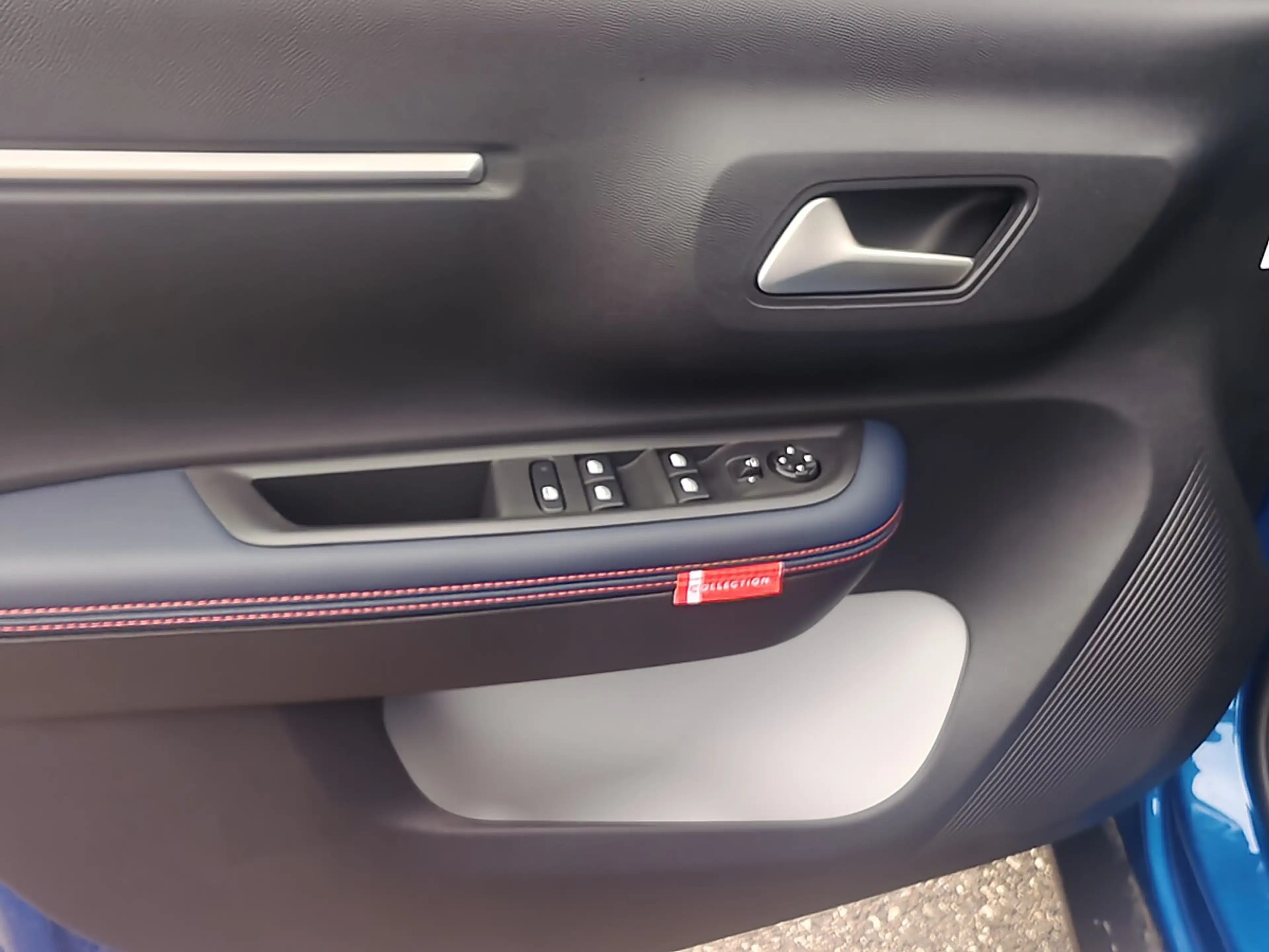 Citroen C3 Aircross Hybrid mHEV 145 Automatik Collection ë-DSC6 LAG... — photo 12