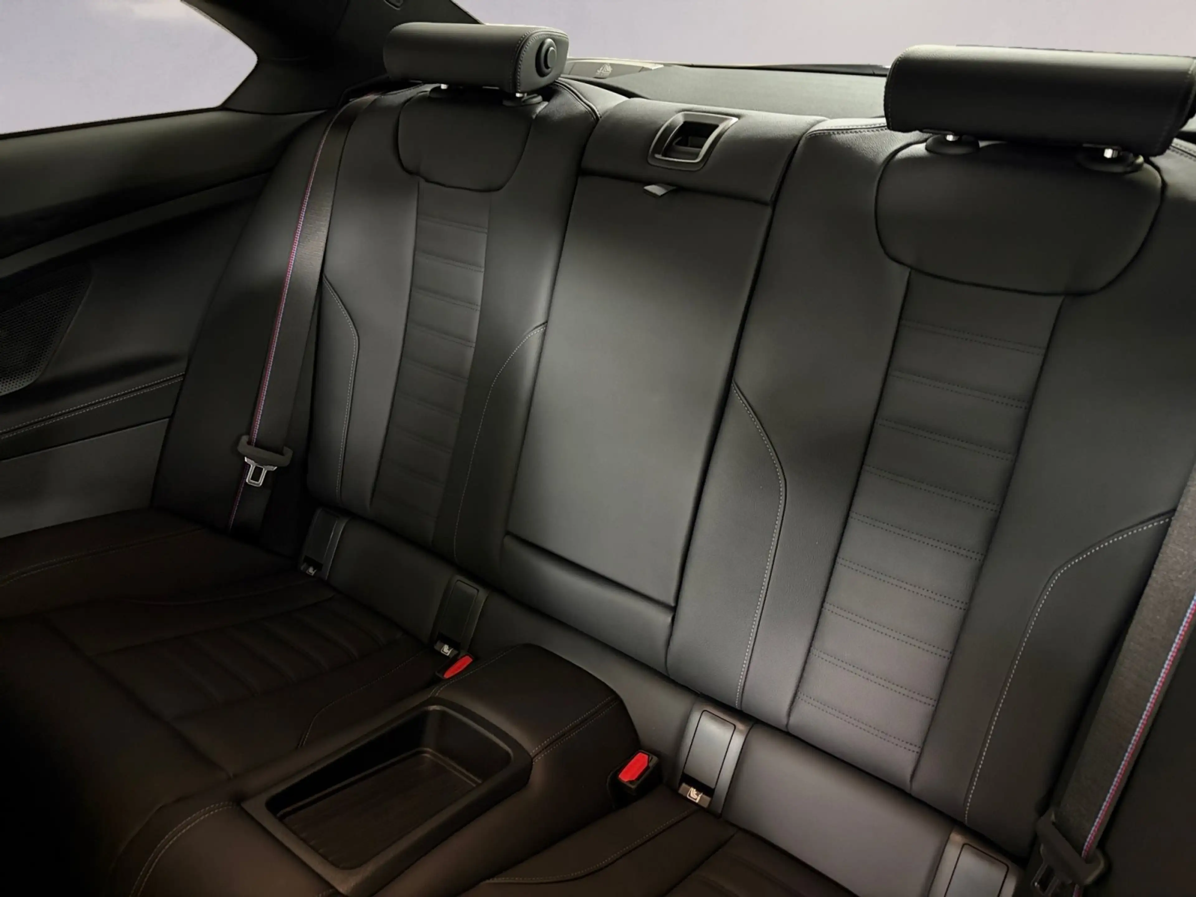 BMW 240 M240i xDrive — photo 9