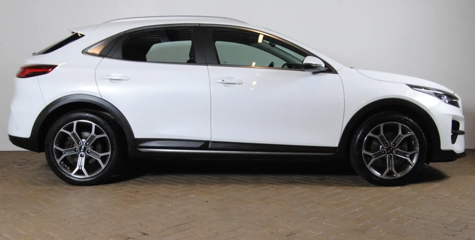 Kia XCeed 1.6 GDi PHEV DynPlL|| Apple Carplay! Adaptive-Crui Weiß - 2