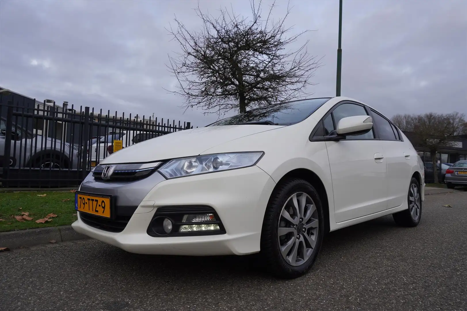Honda Insight 1.3i-DSI VTEC IMA 88pk CVT Elegance Clima LM Mooi. bijela - 1