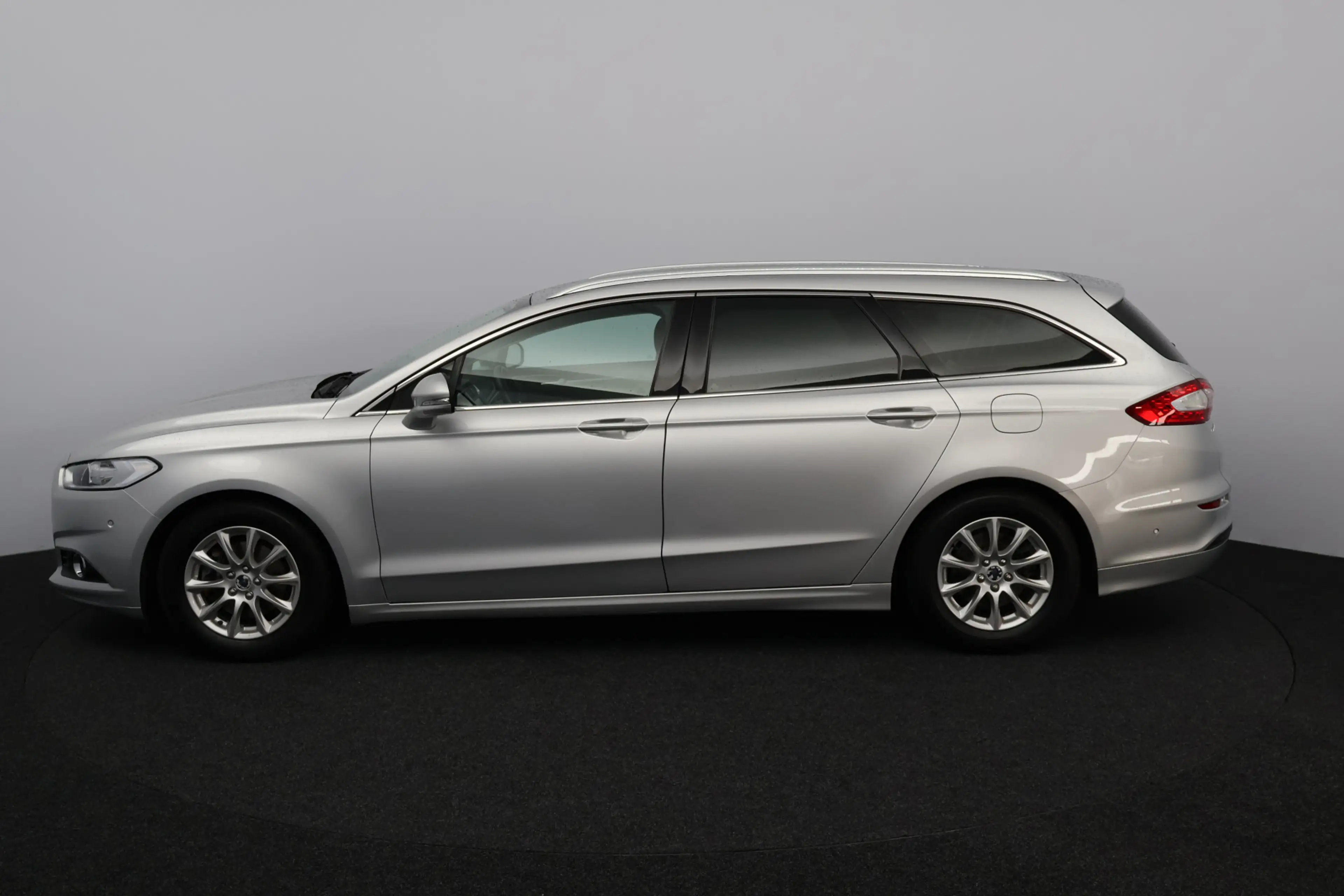 Ford Mondeo Wagon 1.5 TDCi Trend/ Airco/ Navi/ 6-Bak/ Bluetoot — photo 4