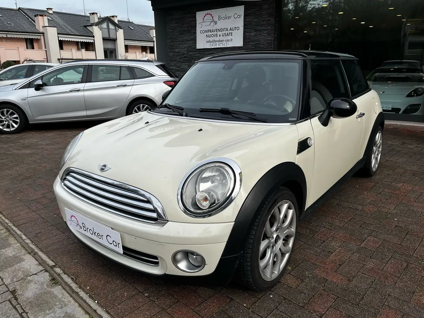 MINI Cooper Mini III R56 2007 Hatchback 1.6 Chili 120cv Beige - 1