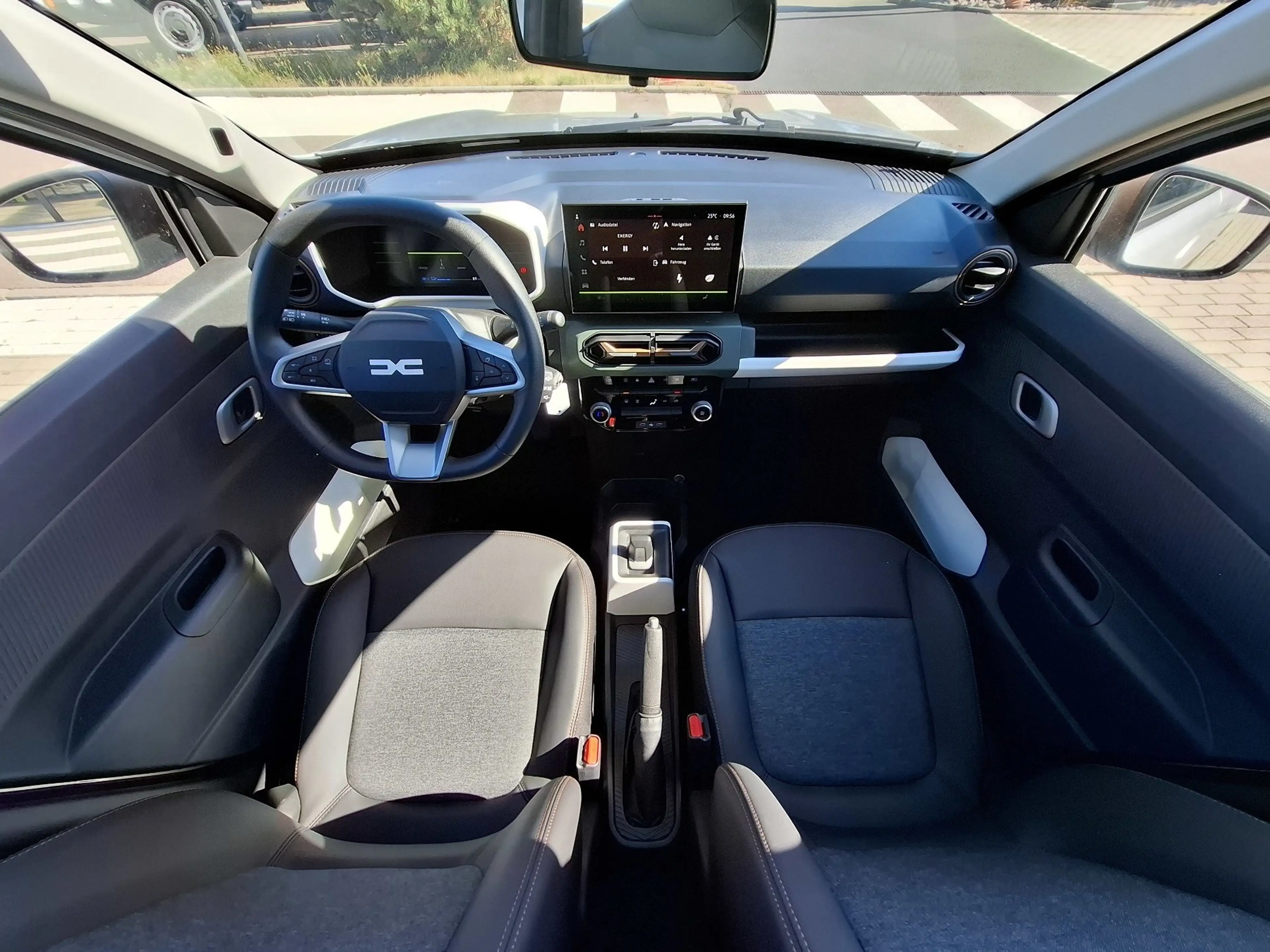 Dacia Spring Extreme electric 100 — photo 14