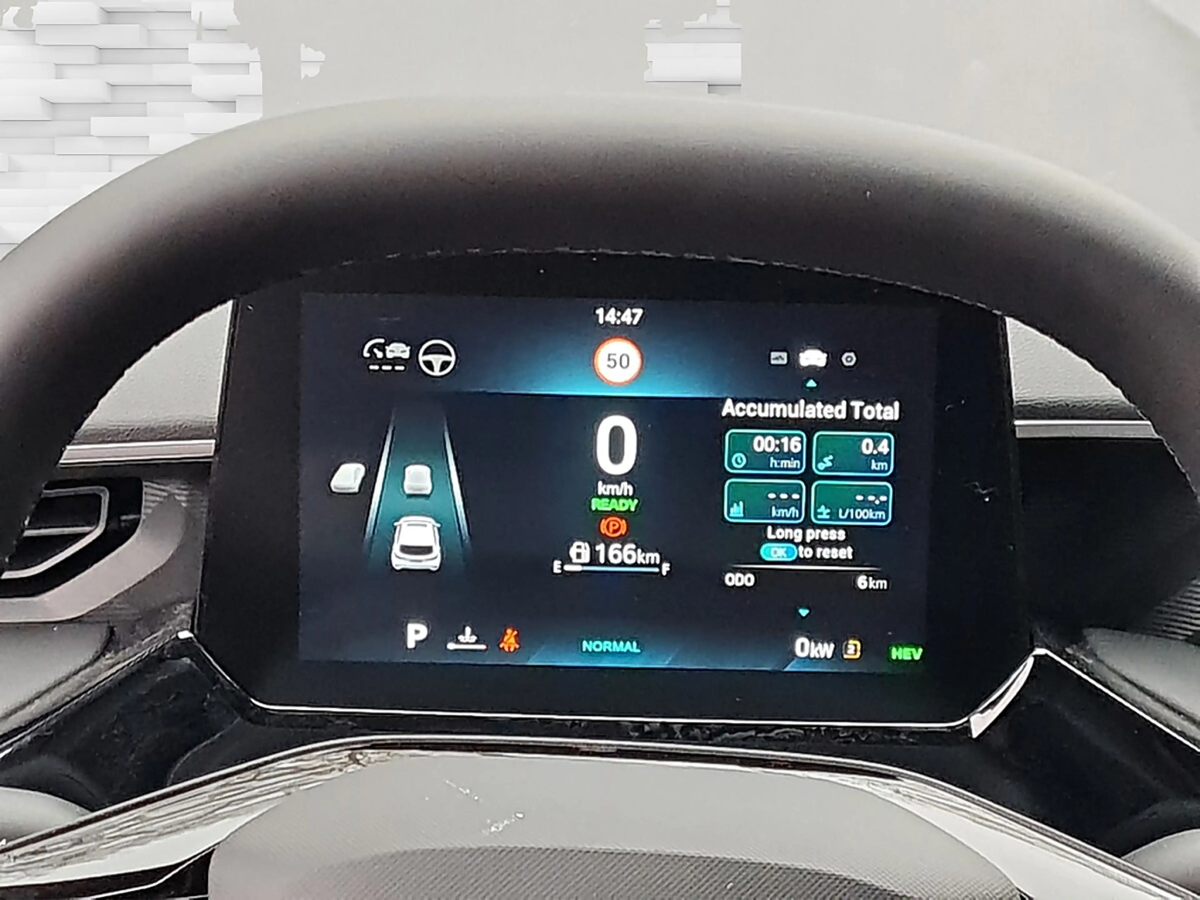 MG MG3 Hybrid+ Luxury — photo 12