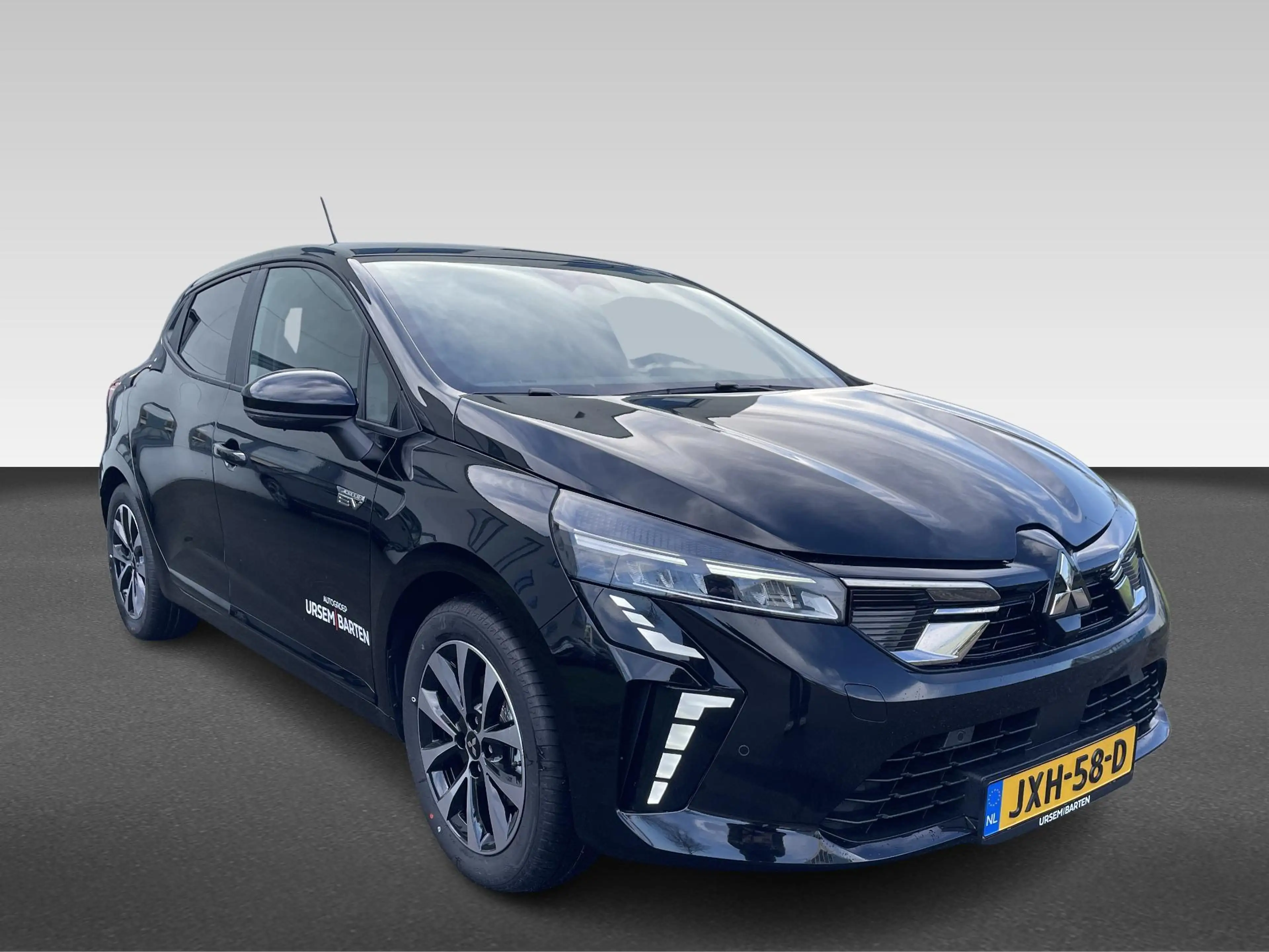 Mitsubishi Colt 1.6 HEV Intense Metaalkleur — photo 8