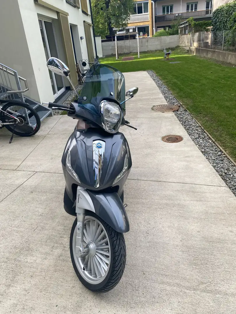 Piaggio Beverly 300 ABS Gris - 2