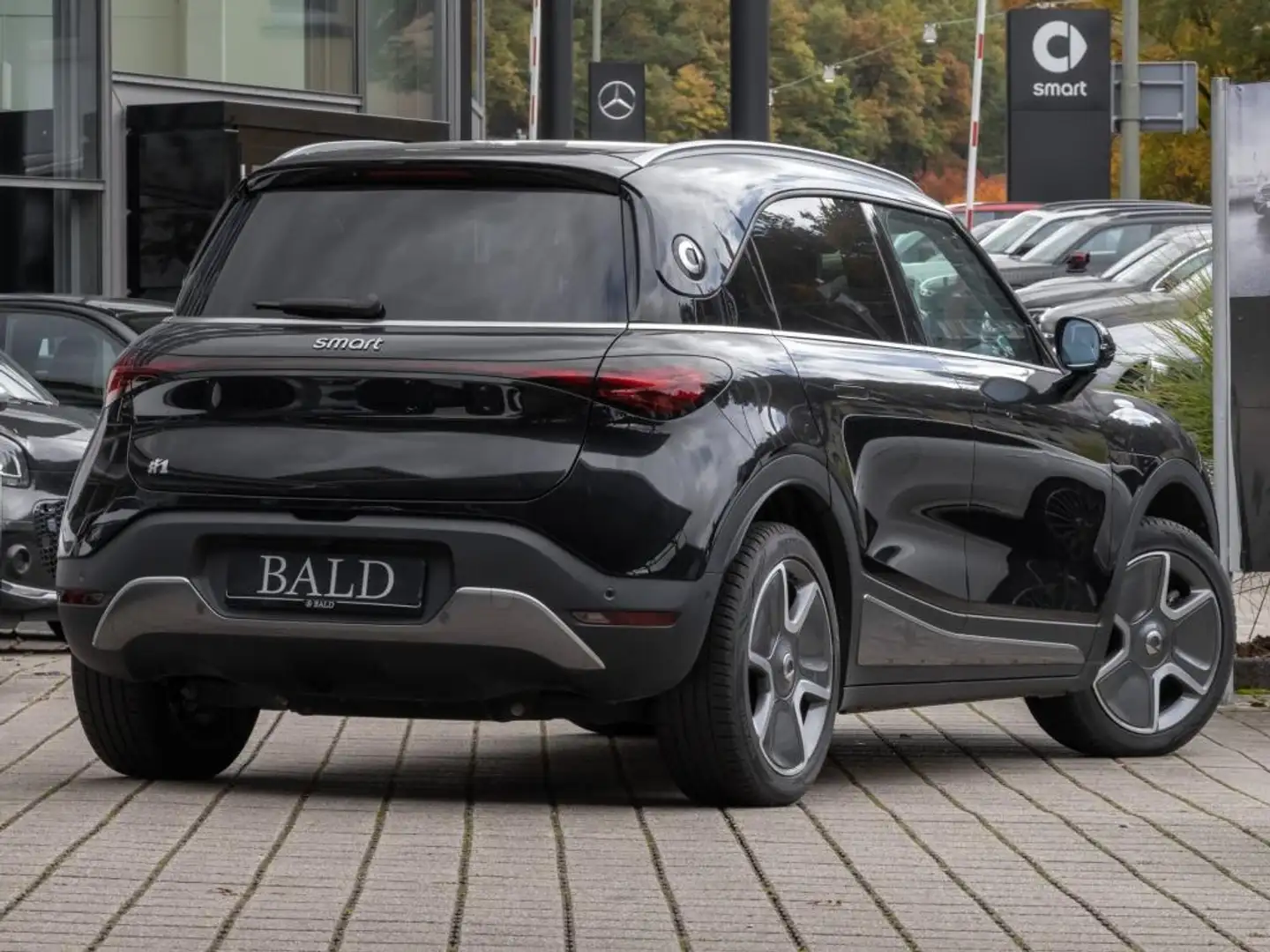 smart #1 Pulse AWD #Pano#Memo#Distr#Ambi#360°#Head-up Schwarz - 2