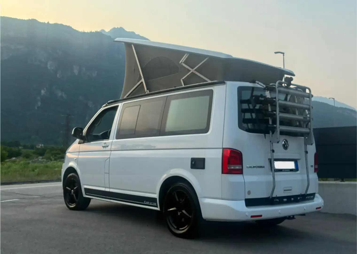 Volkswagen T5 California Ocean - 2
