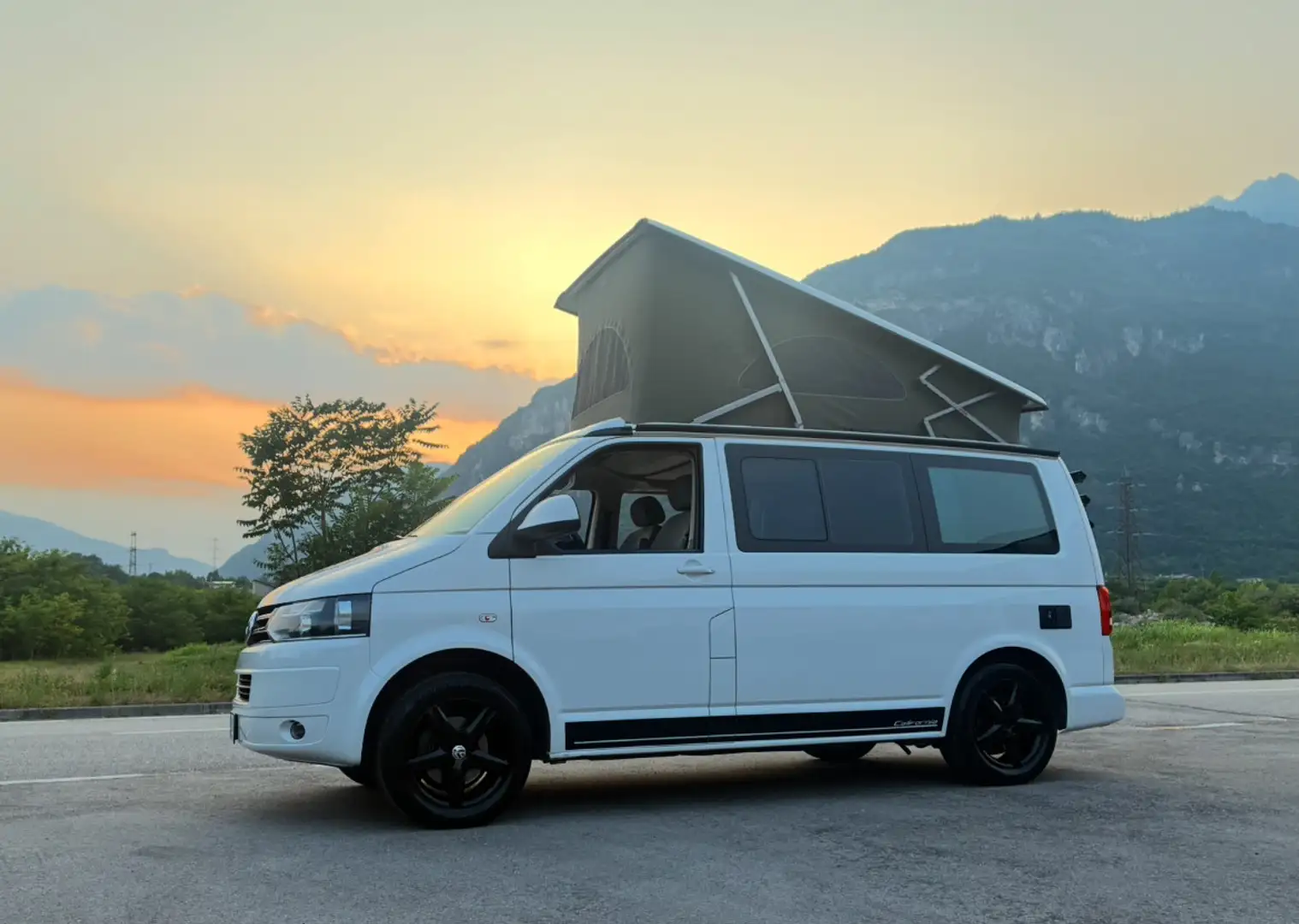 Volkswagen T5 California Ocean - 1