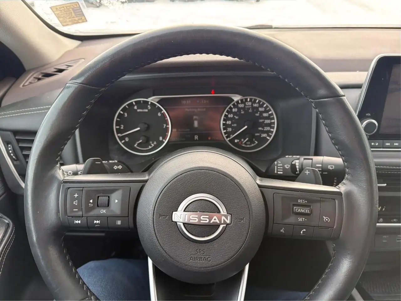 Nissan Rogue снимка Nissan Rogue