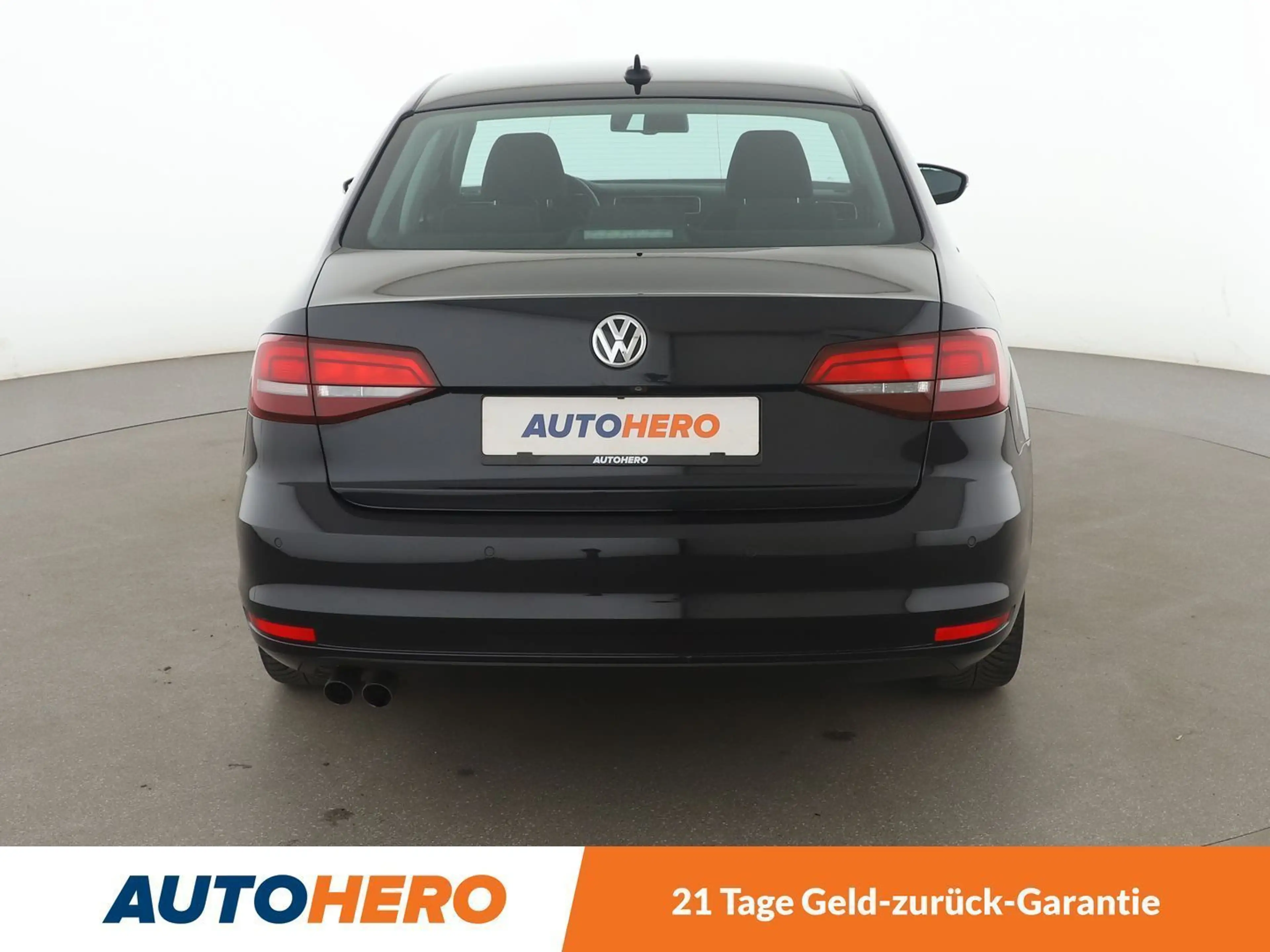 Volkswagen Jetta 2.0 TDI BM*NAVI*XENON*PDC*SHZ*KLIMA*GARANTIE* — photo 5