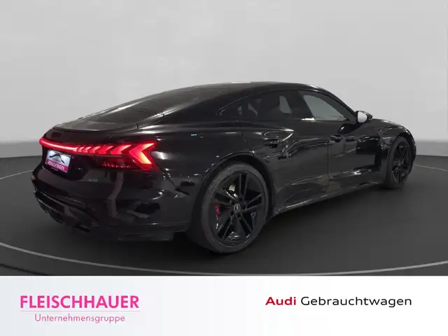 Audi E-Tron view 7