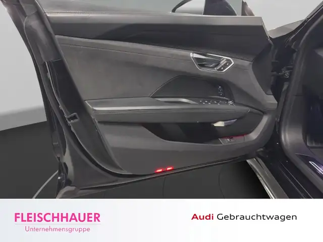 Audi E-Tron view 13