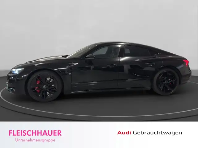 Audi E-Tron view 3