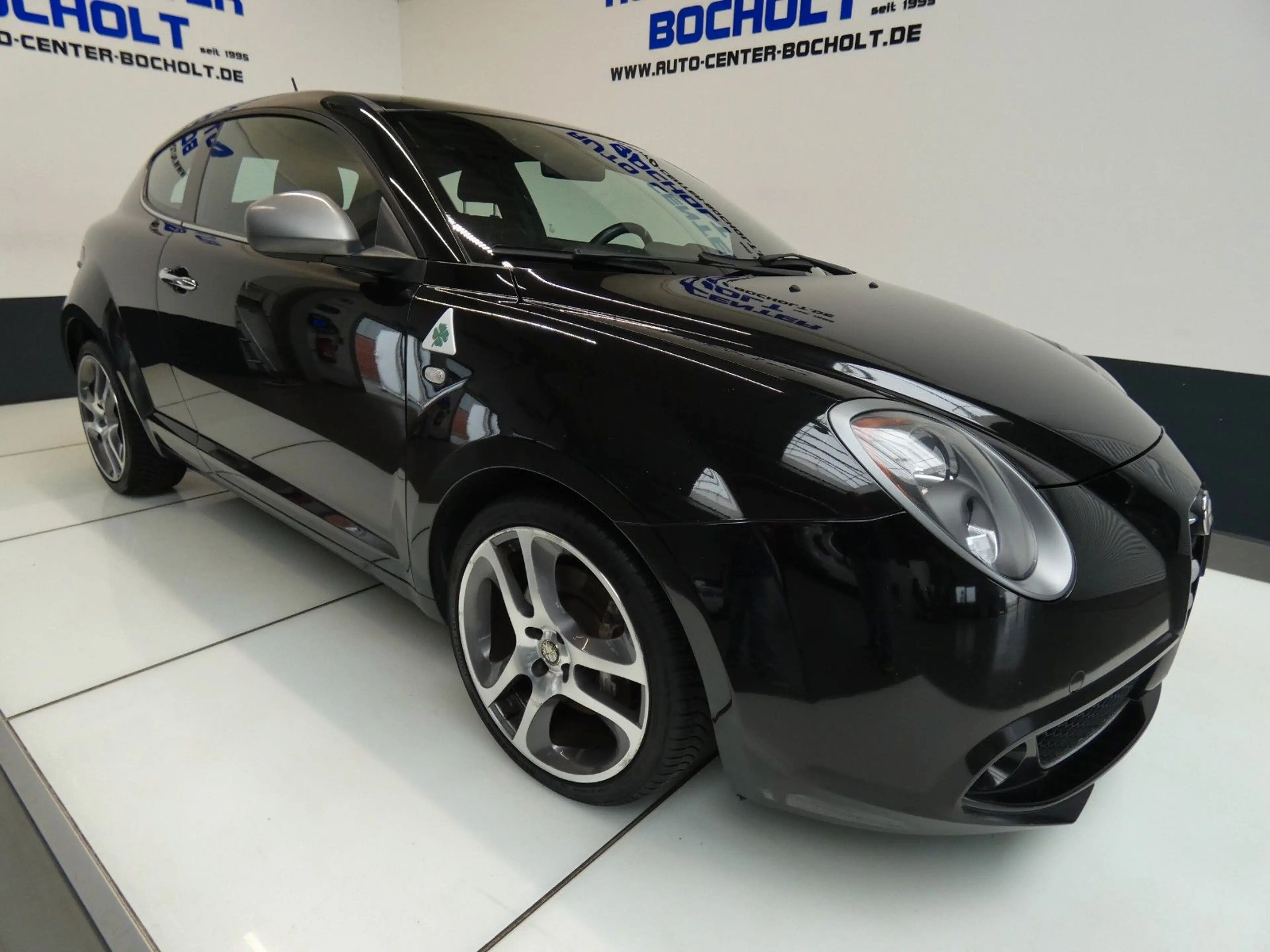 Alfa Romeo MiTo Quadrifoglio Verde*Klima*PDC*LM — photo 4