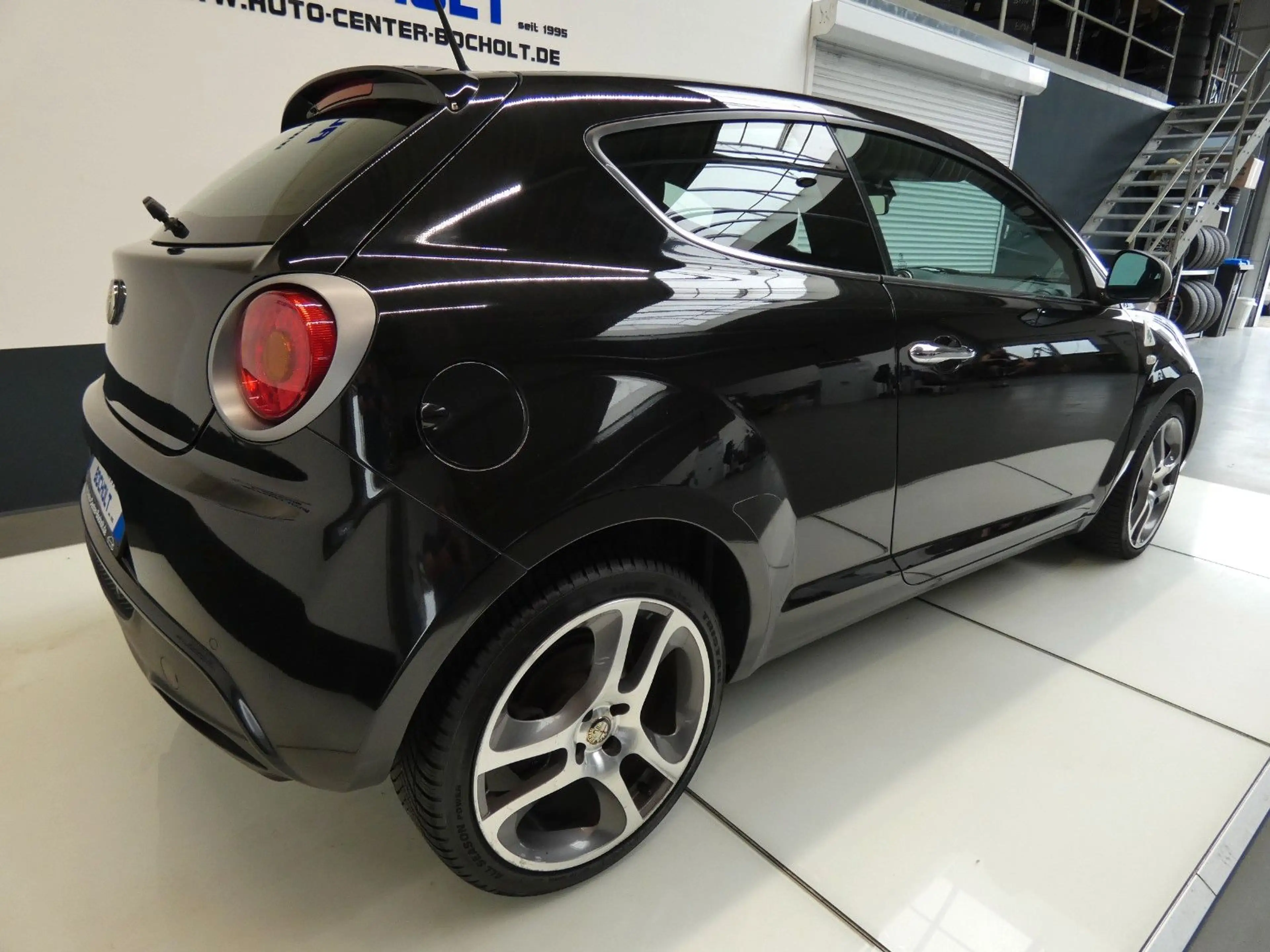 Alfa Romeo MiTo Quadrifoglio Verde*Klima*PDC*LM — photo 9
