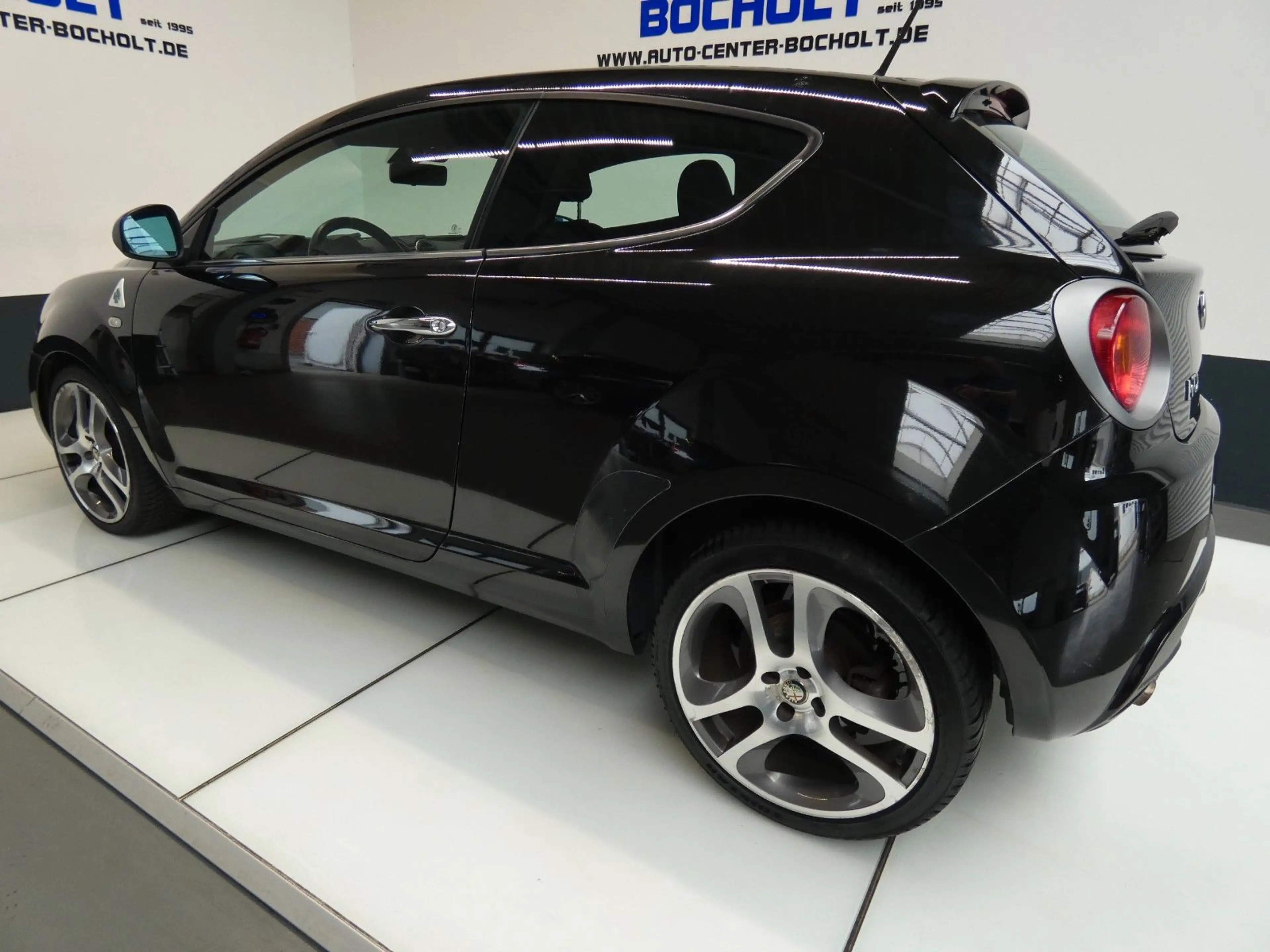 Alfa Romeo MiTo Quadrifoglio Verde*Klima*PDC*LM — photo 12