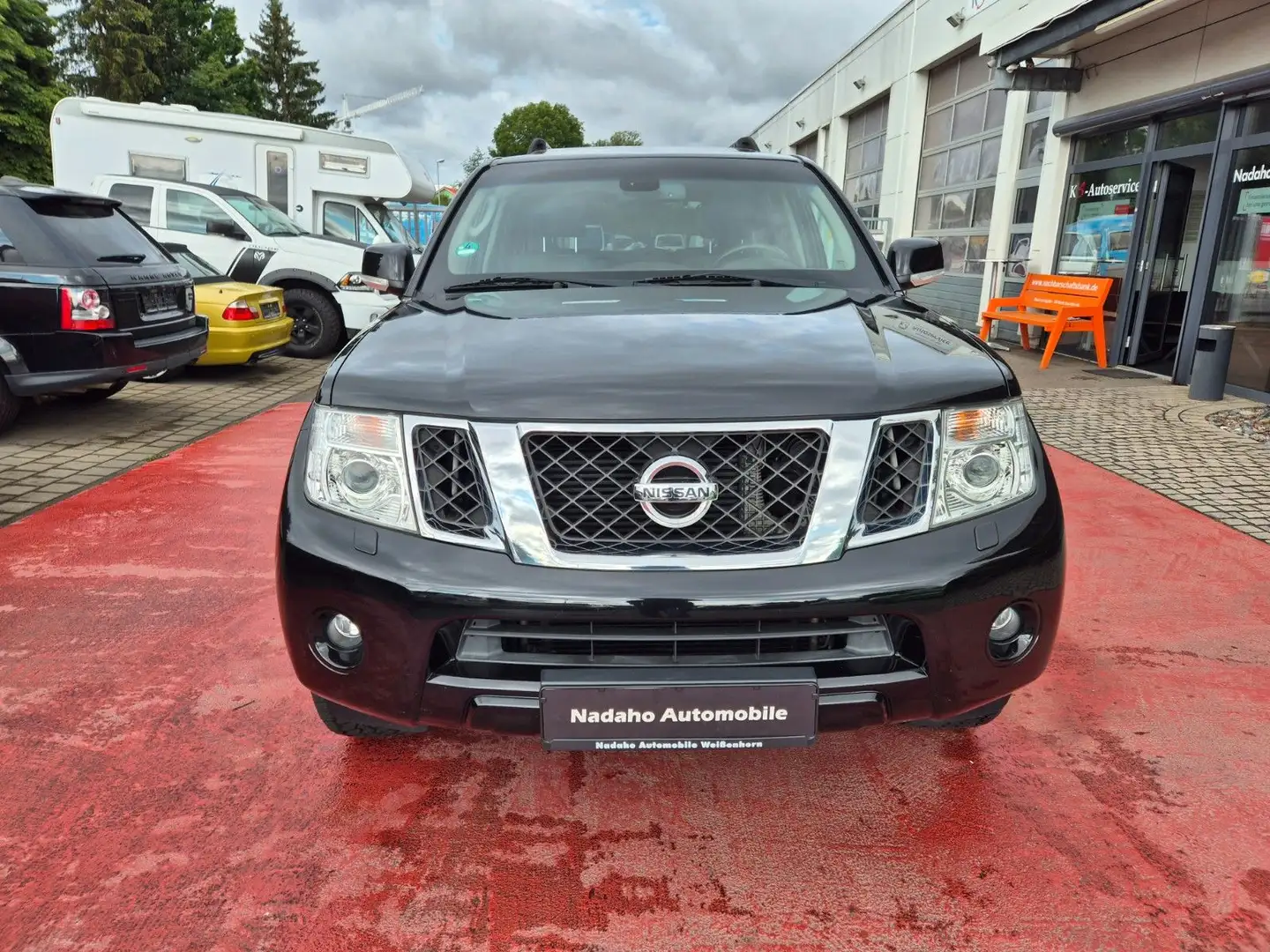 Nissan Pathfinder 2.5 dCi LE Leder/AHK/2.Hand/7.Sitze Schwarz - 2