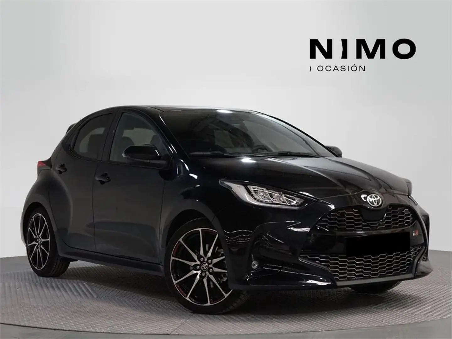 Toyota Yaris 120H 1.5 GR Sport - 1