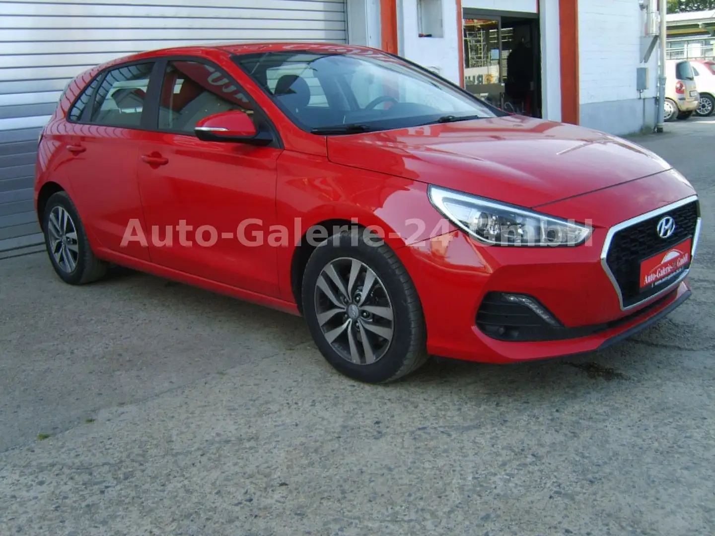 Hyundai i30 Trend Navi, Kamera, Start&Stopp Rouge - 2