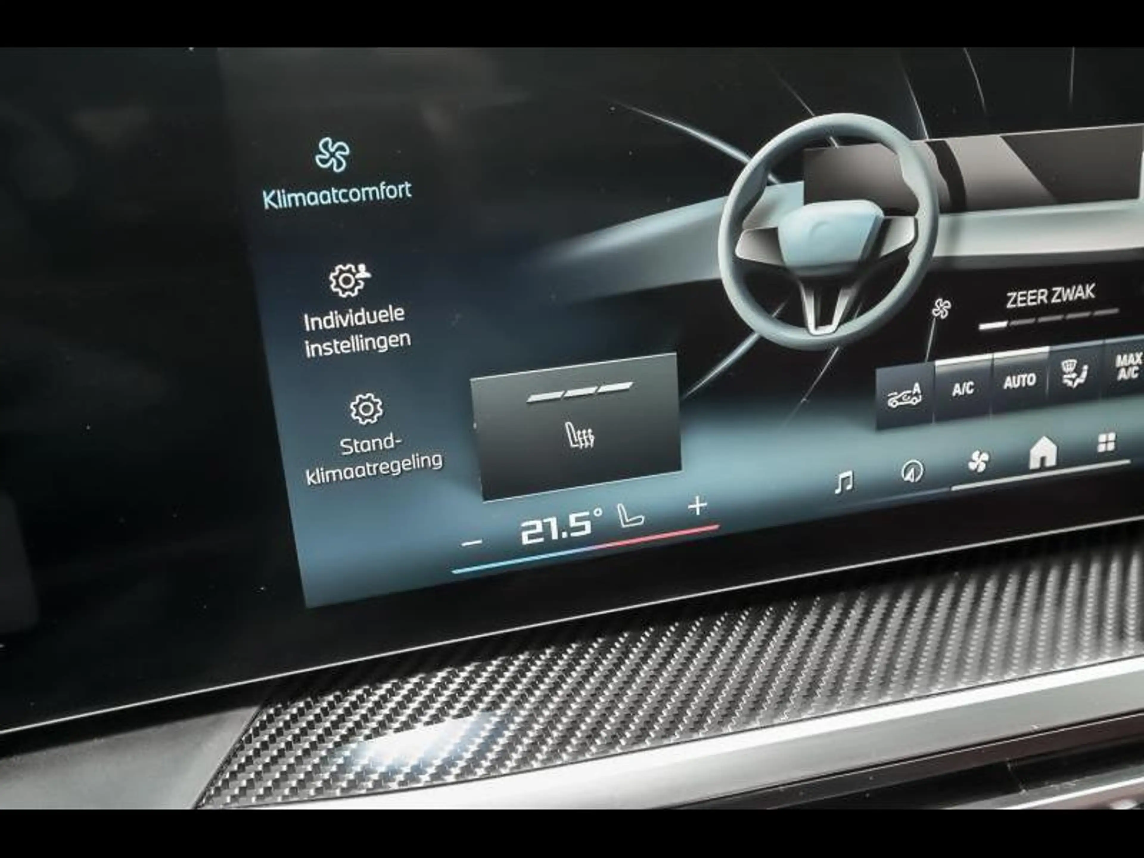 BMW i4 M50 Gran Coupé — photo 13