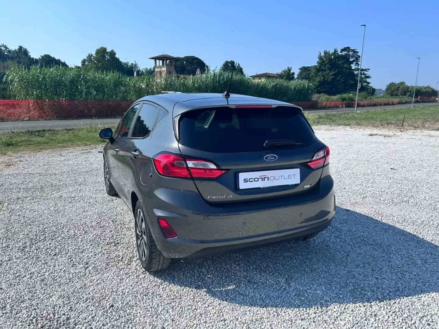 Ford Fiesta 5 Porte 1.0 EcoBoost Hybrid Titanium Grigio - 2