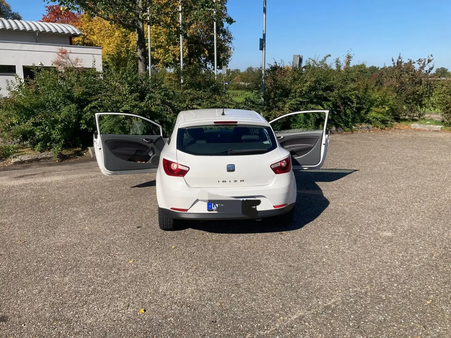 SEAT Ibiza 1.2 12V Weiß - 2
