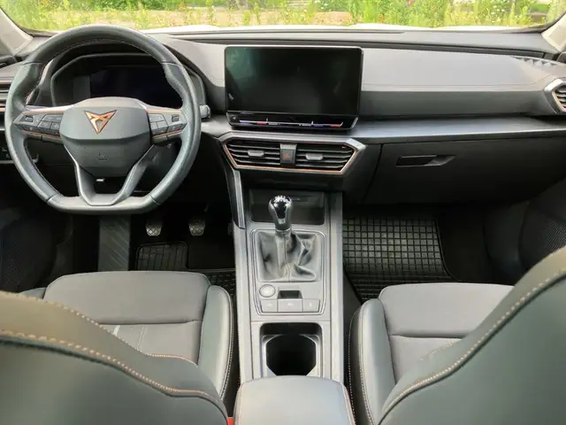 Cupra Formentor view 14