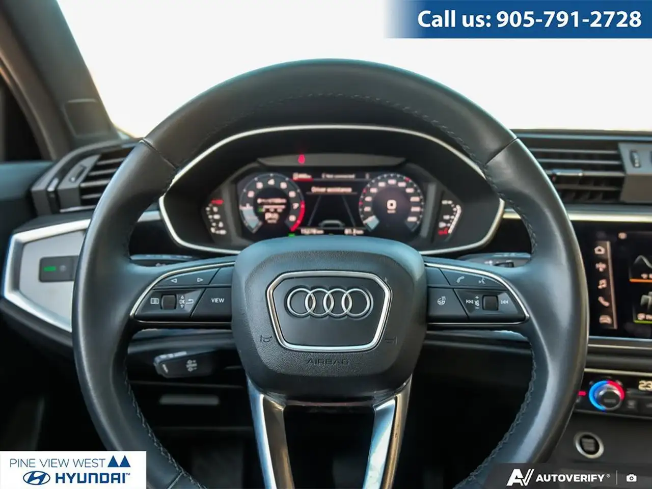 Audi Q3 снимка Audi Q3