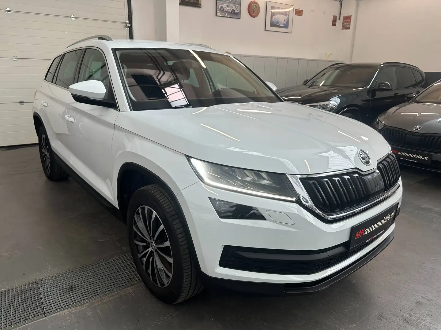 Skoda Kodiaq 2.0 TDI DSG Style Limited 4x4 7-Sitze - Navi - AHK Weiß - 1