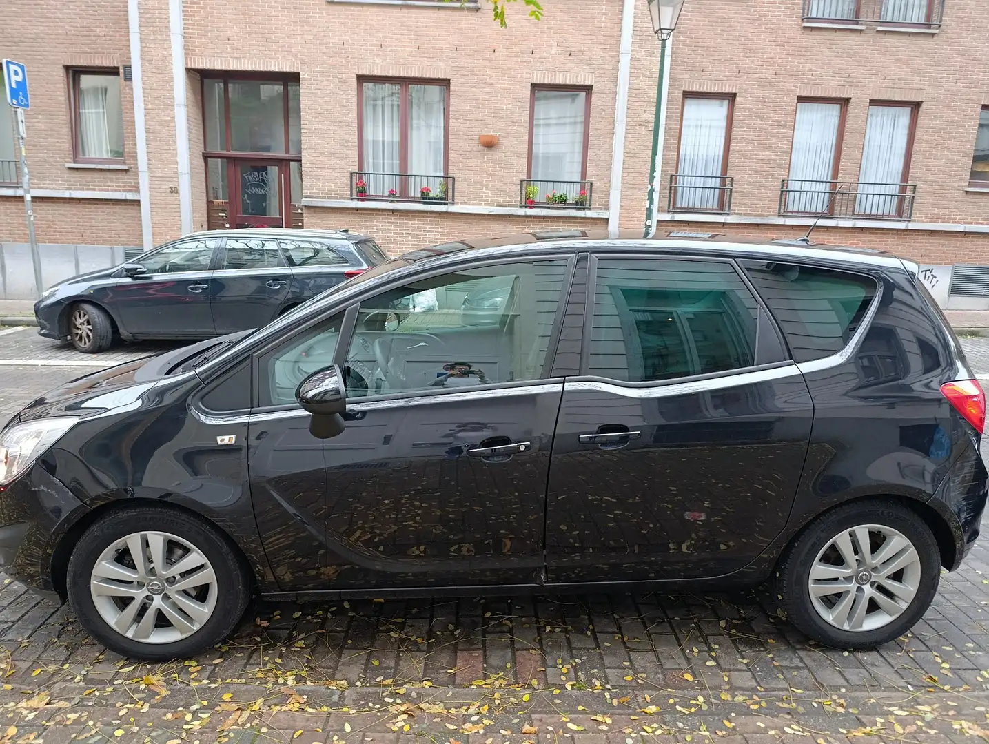 Opel Meriva Meriva 1.4 Turbo Black Edition ( nouveau prix) Zwart - 2