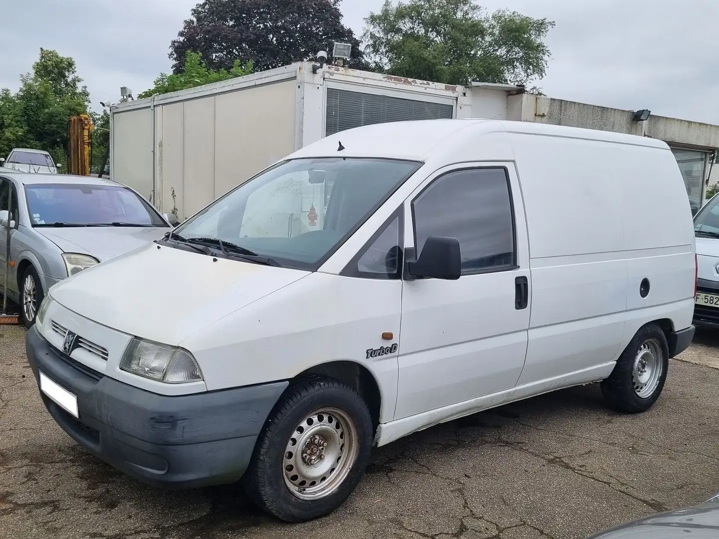 Peugeot Expert COURT 230C 1.9TD MOTEUR HS Blanc - 2
