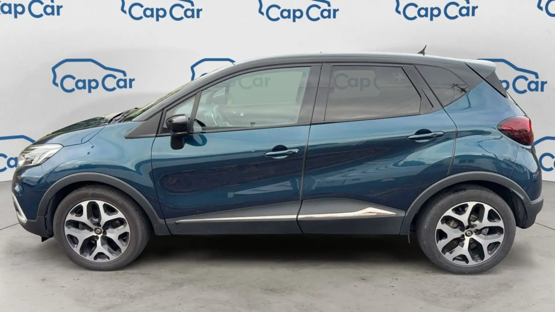 Renault Captur 1.3 Tce 150 EDC6 Zen - 2