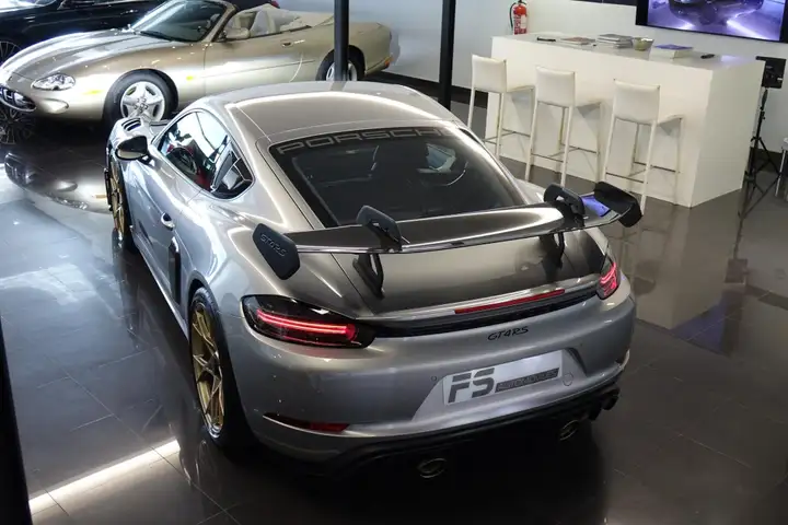 Porsche 718 Cayman 2024, foto 21