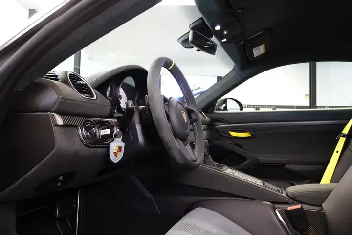 Porsche 718 Cayman 2024, foto 32