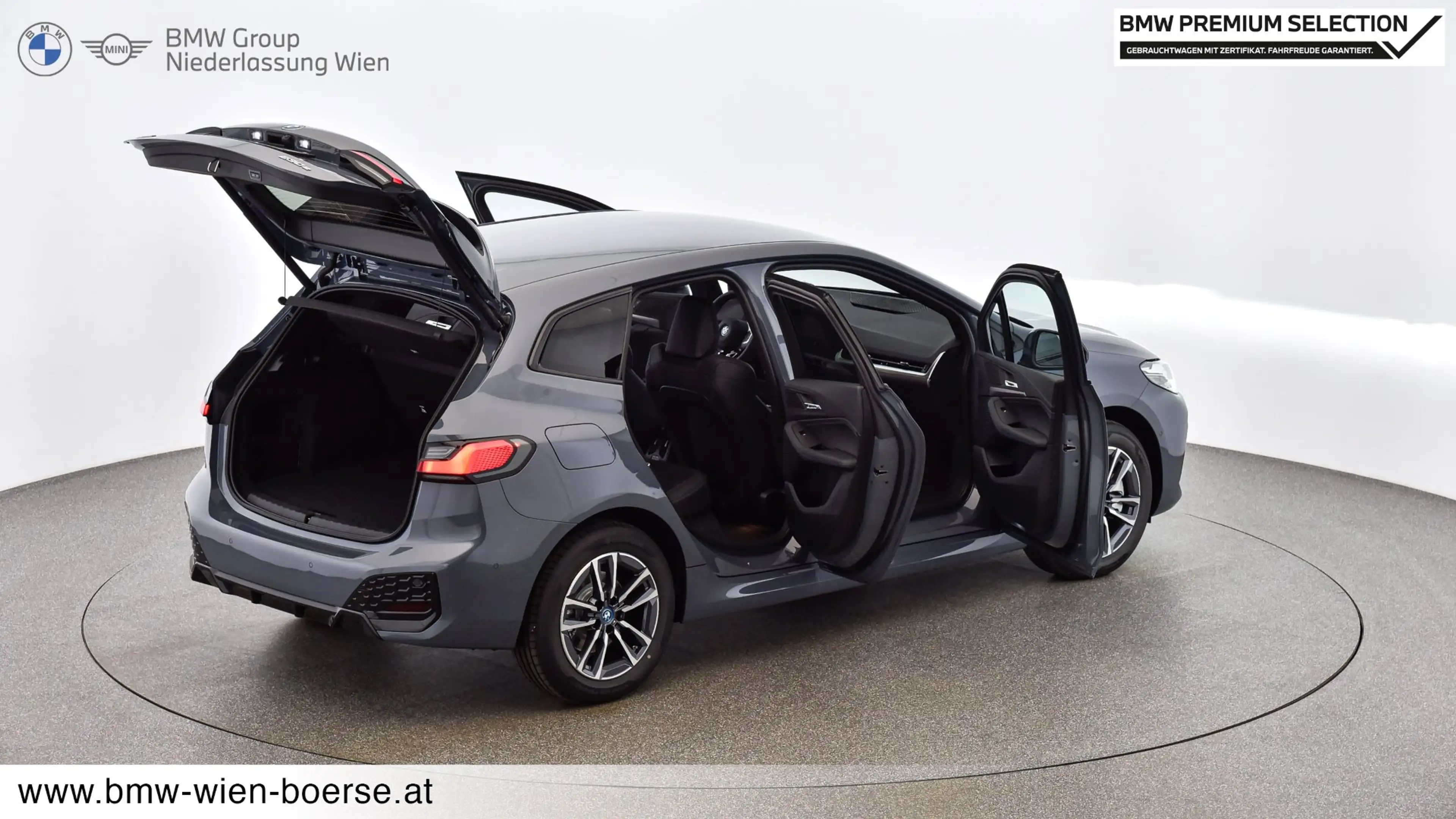 BMW 230 230e xDrive Active Tourer — photo 11