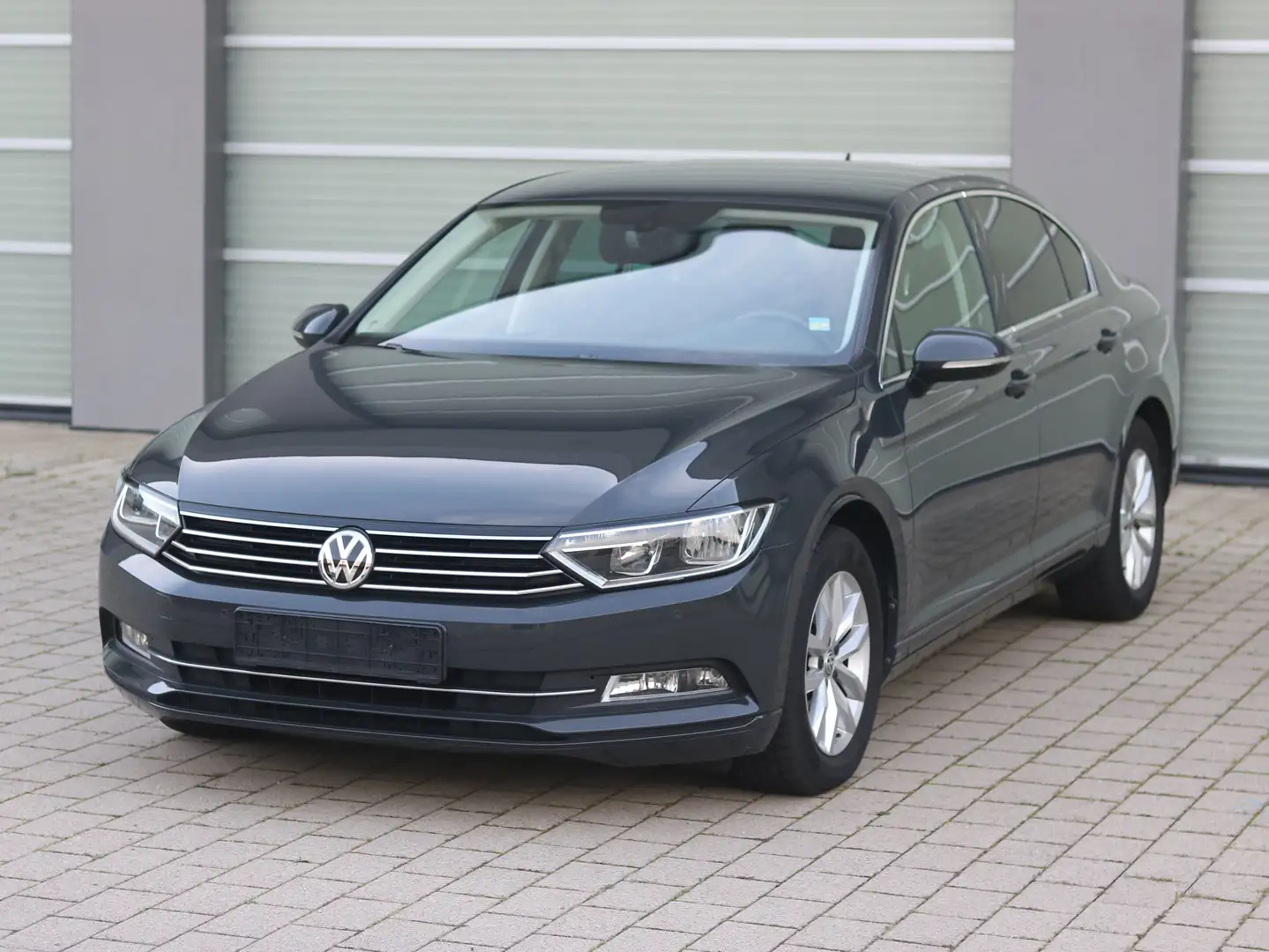Volkswagen Passat Comfortline BMT/Start-Stopp Grau - 1