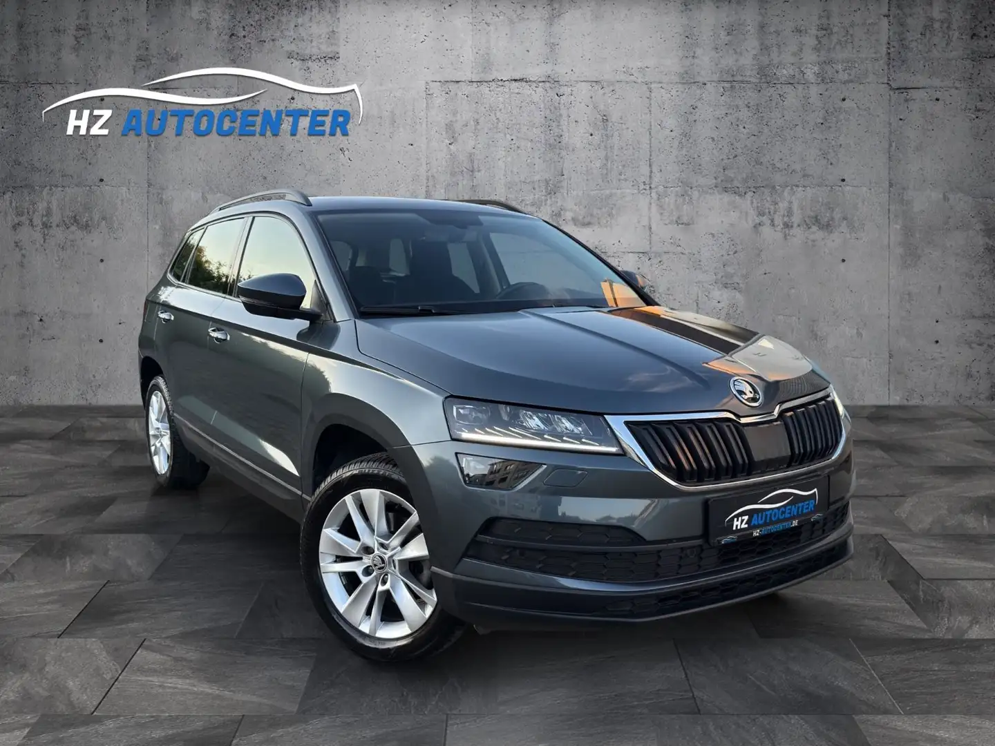 Skoda Karoq Ambition 1.6 TDI DSG*APPLE*LED*KAMERA*XEN Grau - 1
